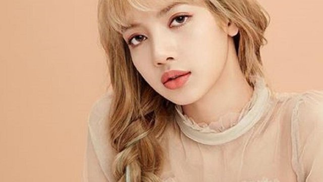 Kekayaan Lisa Blackpink Rp 149,2 Miliar, Dibujuk untuk Pindah Agensi Rp 1,2 Triliun