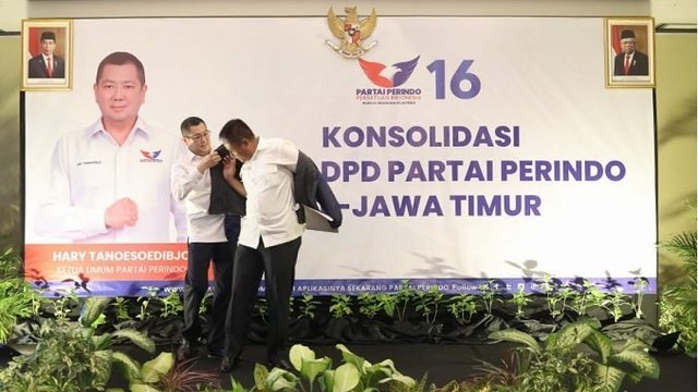 Letjen TNI (Purn) R Wisnoe Prasetja Boedi Jadi Ketua DPW Partai Perindo Jatim