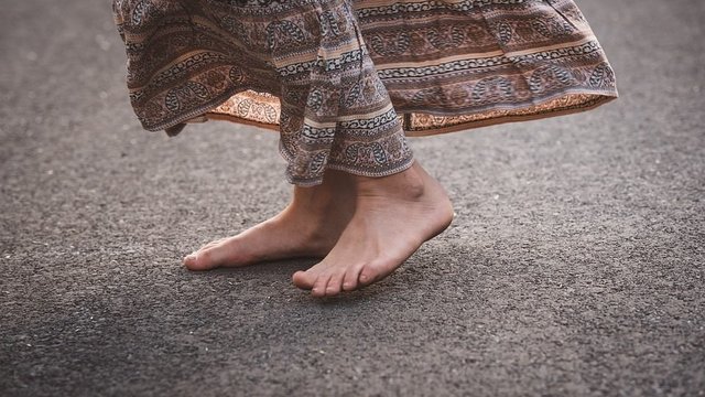 Gara-gara Joget, Pasangan di Iran Dihukum 10 Tahun, Alasannya Aneh..