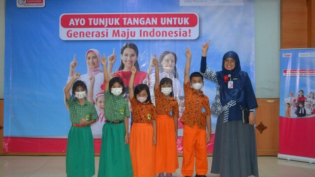 Dukung Kemajuan Indonesia, Anak di Gunungkidul Dibantu Paket Nutrisi dan Sembako