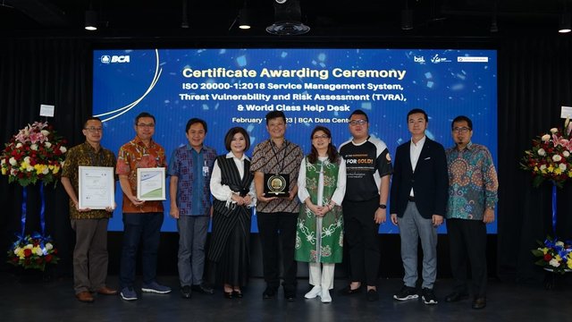 BCA Memperoleh Tiga Sertifikasi Global