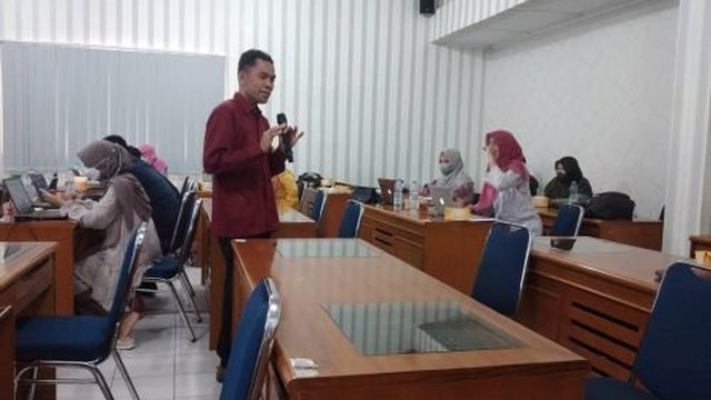 Kendala Utama Menulis Karya Ilmiah, Belum Mampu Beri Solusi Terbaru
