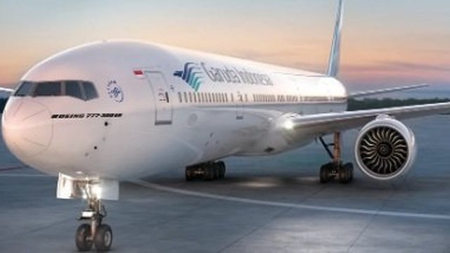 Garuda Indonesia Kaji Penggunaan Jilbab oleh Pramugari