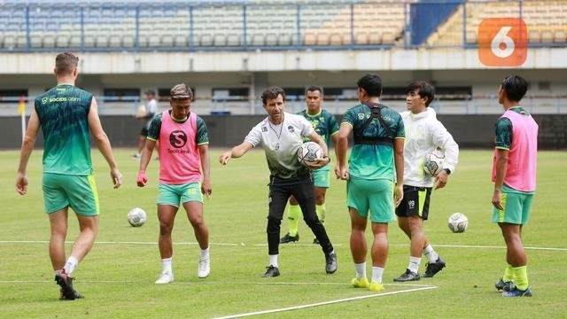 Jadwal BRI Liga 1 Minggu 5 Februari 2023, Persib Bandung vs PSS Sleman
