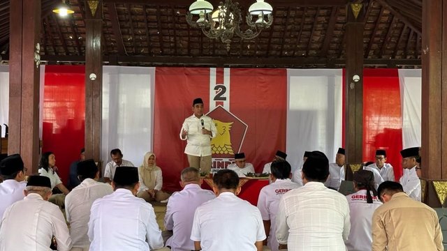 HUT Partai Gerindra ke 15, Ahmad Muzani Sowan Keluarga Alm Prof Suhardi