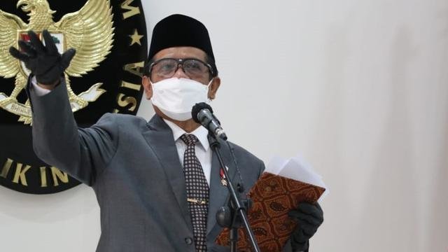 Presiden Jokowi Kumpulkan Mahfud Md hingga Ketua KPK, Bahas Apa?