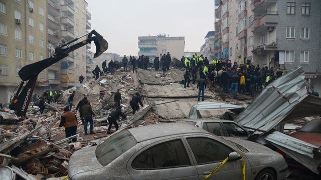 Lempeng Anatolia Picu Gempa Turki yang Sudah Renggut 1.600 Nyawa