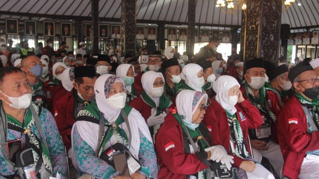 DPR Ingin Biaya Haji 2023 Rp49 Juta, Kemenag Belum Setuju