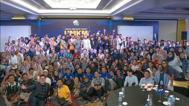 BukuWarung Mendorong Inklusi Keuangan dengan Pinjaman Produktif