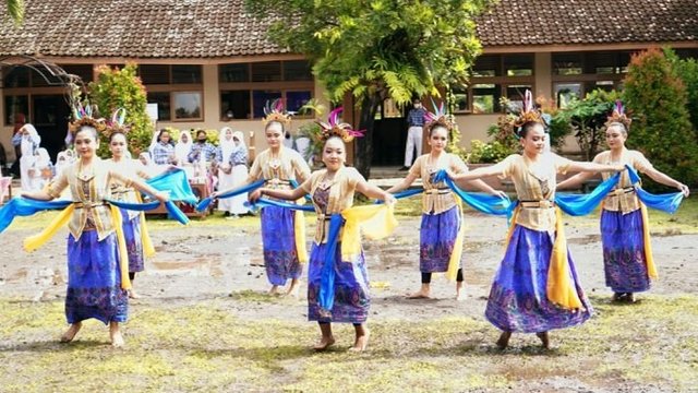 HUT Ke 44 SMPN 2 Gamping, Pengembangan Sekolah Cerdas Berkarakter