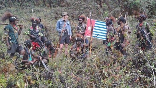 Egianus Kogoya Ingin Tukar Pilot Susi Air dengan Senjata