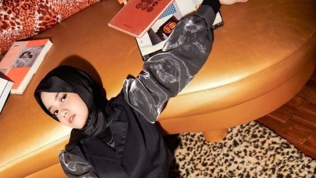 Hanin Dhiya Terlahir Kembali di Album ‘Reinkarnasi’