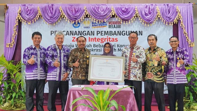 FBS Unnes Deklarasikan Pencanangan Zona Integritas