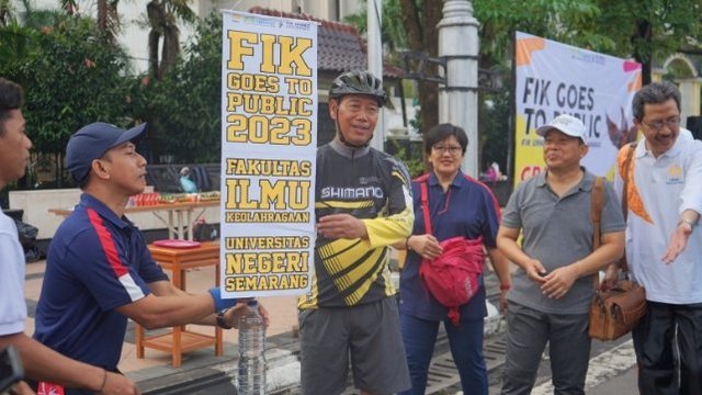 FIK Unnes Kembali Gelar FIK Goes To Public