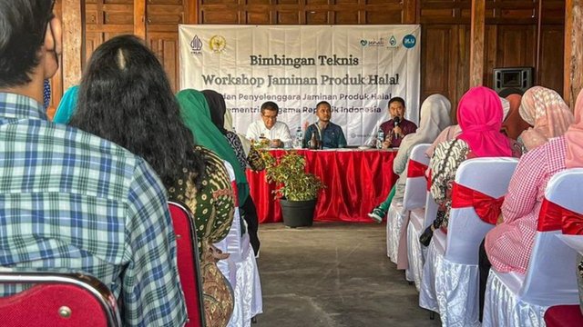 Pelaku Usaha Karanganyar Diimbau Wajib Kantongi Sertifikasi Halal
