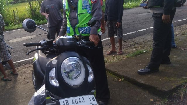 Nabrak Anjing Nyebrang, Siswi SMK Tewas Kecelakaan
