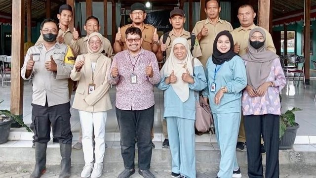 Sosialisasi Tetap Sehat Diusia Senja