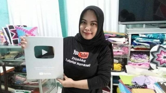 UMKM Kerajinan Berhasil Dapatkan Silver Play Button