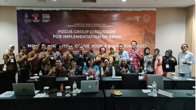 Guna Sosialisasi, MM UST Gelar Serangkaian Kegiatan Pengabdian Masyarakat