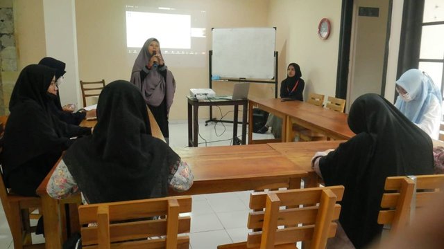 Cara Menyelesaikan Problem Matematika dengan Computational Thingking