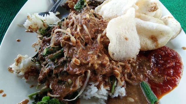 4 Warung Pecel 'Wajib Mampir' Saat Berkunjung ke Ponpes Gontor 1