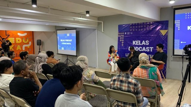 Kemenkominfo Adakan Kelas Video Podcast Literasi Digital