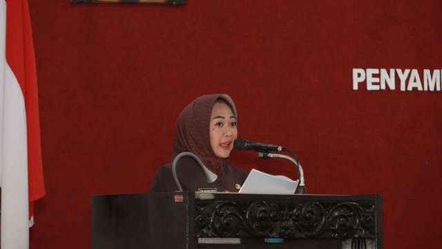 Sampaikan Pertanggungjawaban ke DPRD, Bupati Tiwi Paparkan 11 Pencapaian