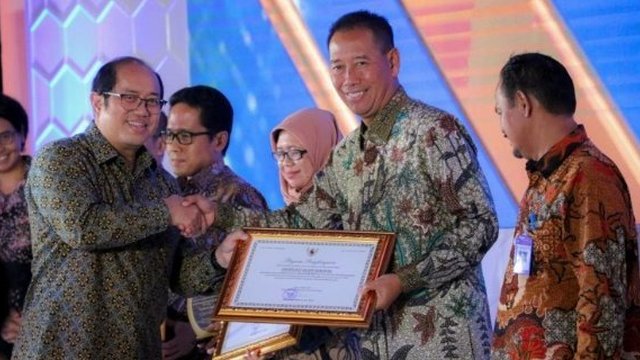Unnes Raih Penghargaan SAKIP  | KRJOGJA