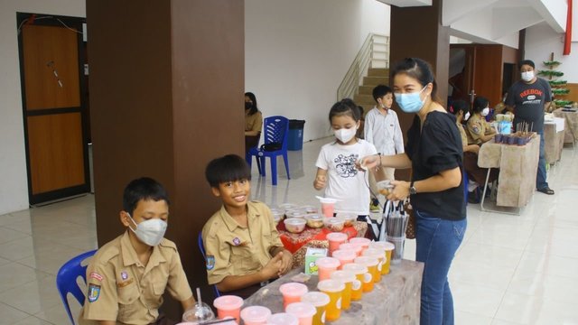 SMP Kristen Kalam Kudus Gelar Market Day Implementasi P5