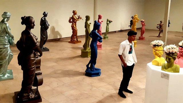 'Roman Sculpture in Color' di PAS Pajang 37 Karya Patung dan Seni Instalasi