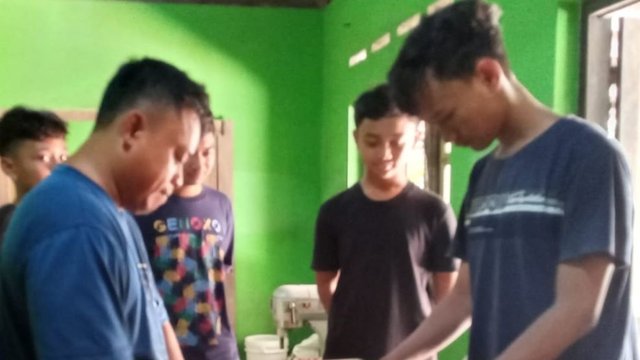 Inilah Kegiatan Khidmah Santri Mandiri di SMPUA Bantul