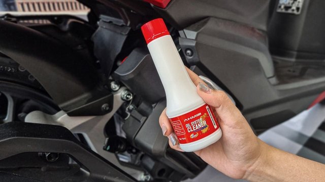 Mengenal Oil System Cleaner dari Honda