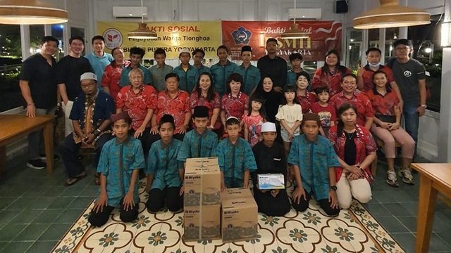 Muda - mudi Bhakti Putera dan PSMTI DIY Baksos Ramadhan
