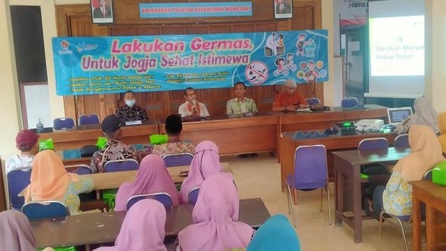 Komisi D DPRD DIY dan Dinkes Sosialisasi Germas di Pulutan