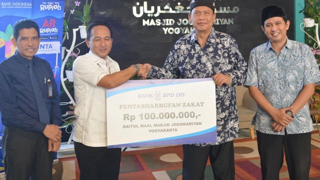 Pentasyarufan Zakat Maal Melalui Bazis PT Bank BPD DIY di Masjid Jogokariyan