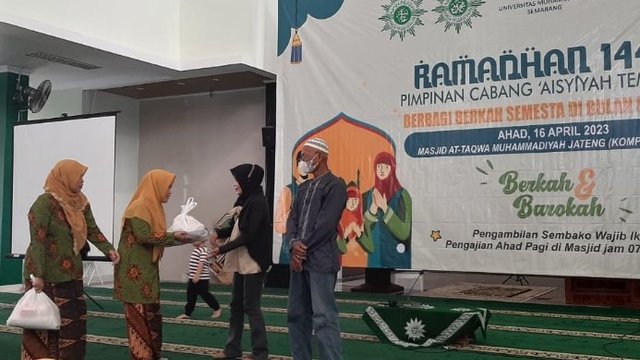 PCA Tembalang Berbagi 1.000 Paket Sembako