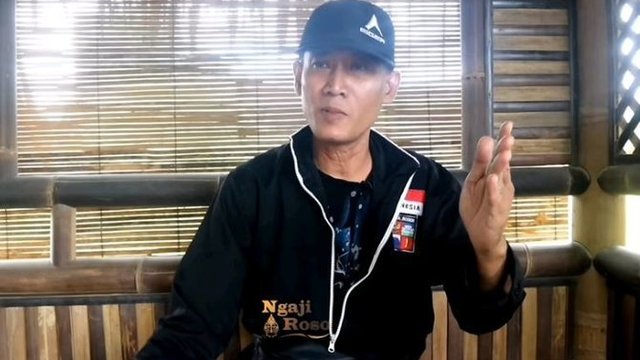 Setelah bersemedi di Gunung Muria, Ki Walang Seto Top Manager memutuskan untuk menjadi musafir