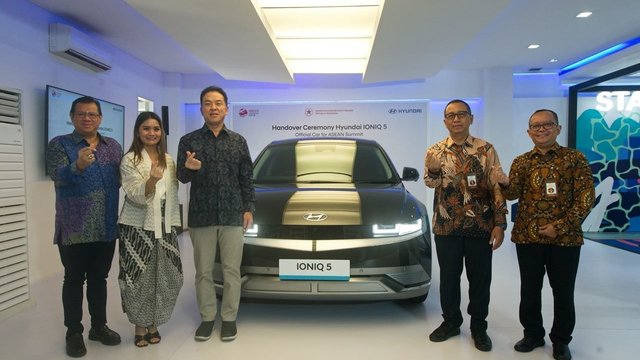 Dukung ASEAN Summit 2023, Hyundai Serahkan IONIQ 5