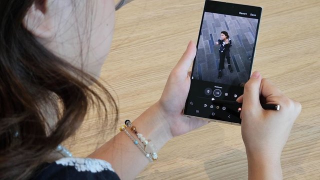 Foto Portrait lebih Bercerita dan Epic dengan Galaxy S23 Series 5G