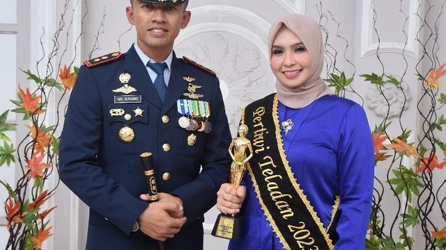 Arundari Miernasari SE SPsi MA Pemenang Pertiwi Teladan