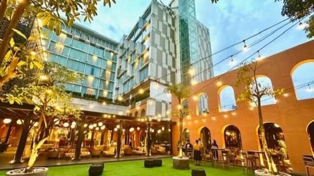 Barley & Barrel Tempat 'Ngechill' Seru, Band Lintas Genre Tampil Tiap Hari