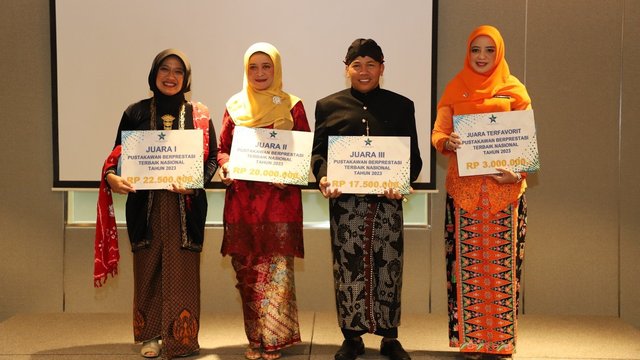 Pustakawan UMY Raih Juara Pemilihan Pustakawan Berprestasi Terbaik Tingkat Nasional T