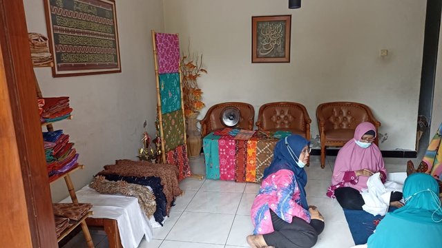 Bank BPD DIY Dukung Perkembangan Batik Sekar Kinasih