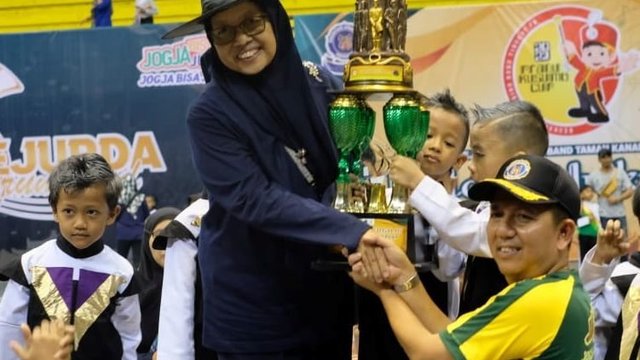 Wakil Yogya dan Gunungkidul Rebut 2 Gelar Kejurda Drum Band DIY