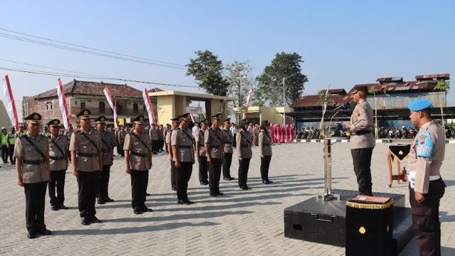 Wakapolres Hingga Kapolsek di Polres Sukoharjo Dimutasi