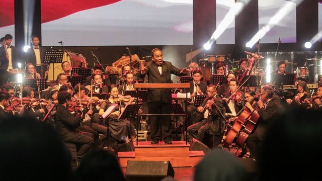 Orkestra TBY Simfoni Nusantara Pukau Penonton
