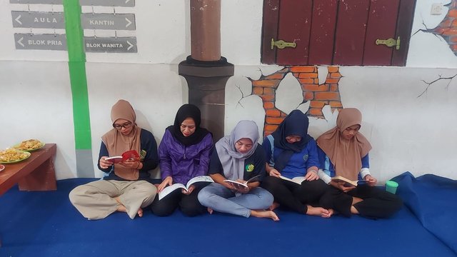Dinpersipda Layani Buku Bacaan Bagi WBP Rutan