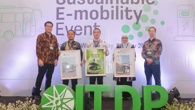 ITDP- UK PACT Rampungkan Hasil Studi Elektrifikasi Bus Kota di Jakarta