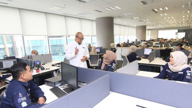 Beri Perhatian Karyawan, Bank Muamalat Bagi Tunjangan Kurban
