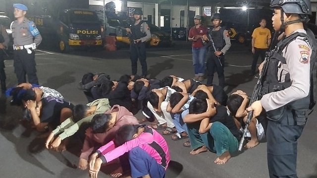 Mayat Remaja di Tritih Korban Tawuran Geng Motor